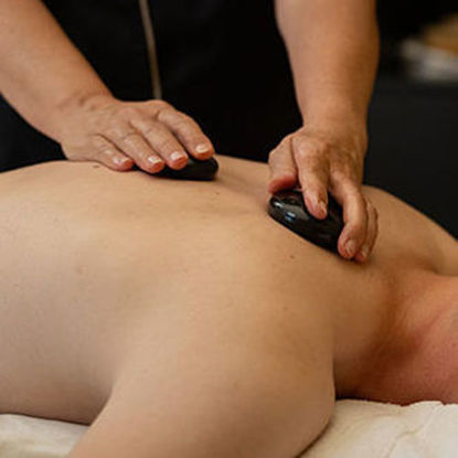 Bild von Hot-Stone-Massage Ganzkörper | 70 Min. 
